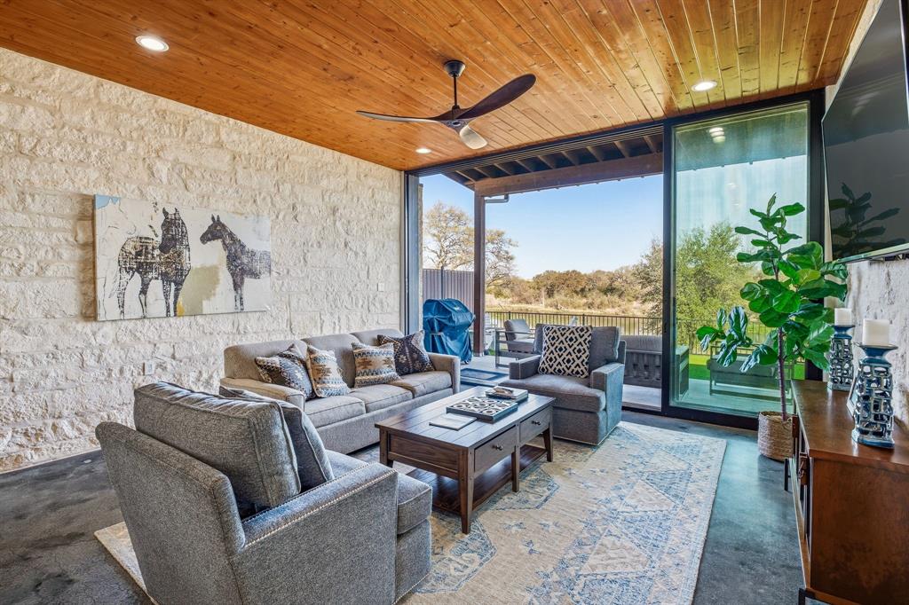 380 Ryan Joe Circle Property Photo 18