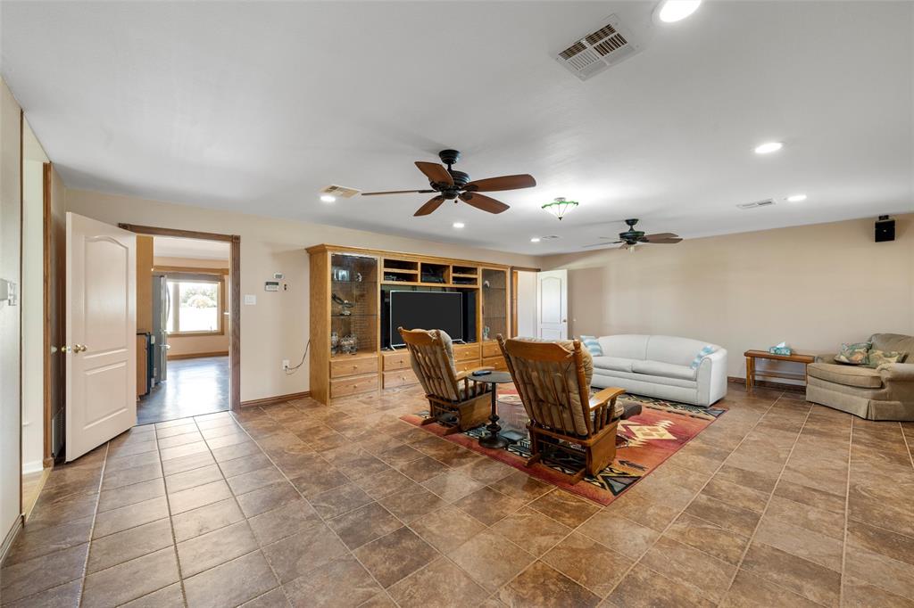 2029 Speegleville Road Property Photo 12