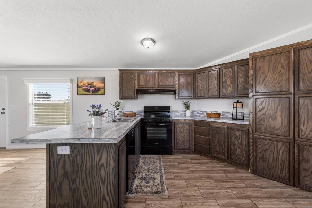 3979 Roland Road Property Photo 4