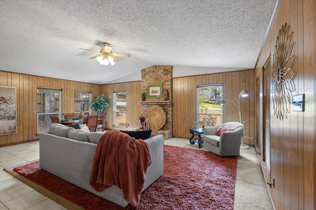 207 Grass Knoll Drive Property Photo 1