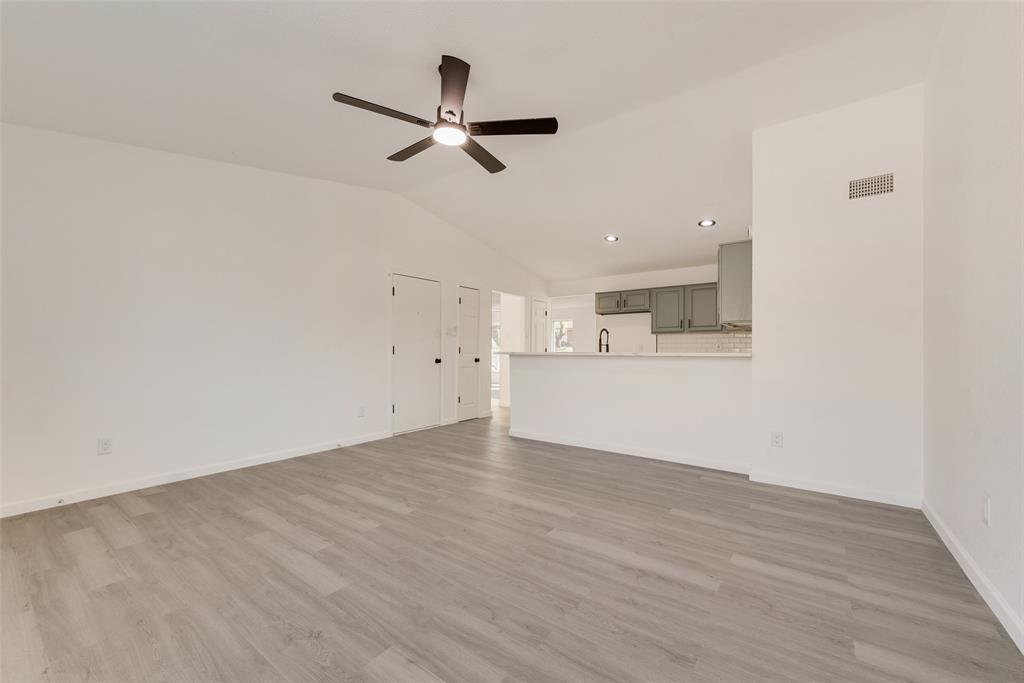 3217 Mahan Circle Property Photo 9