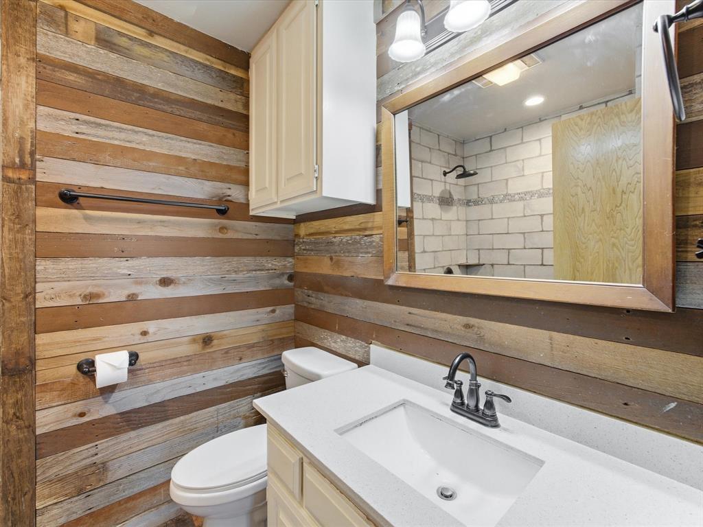 116 County Road 1559 Property Photo 20