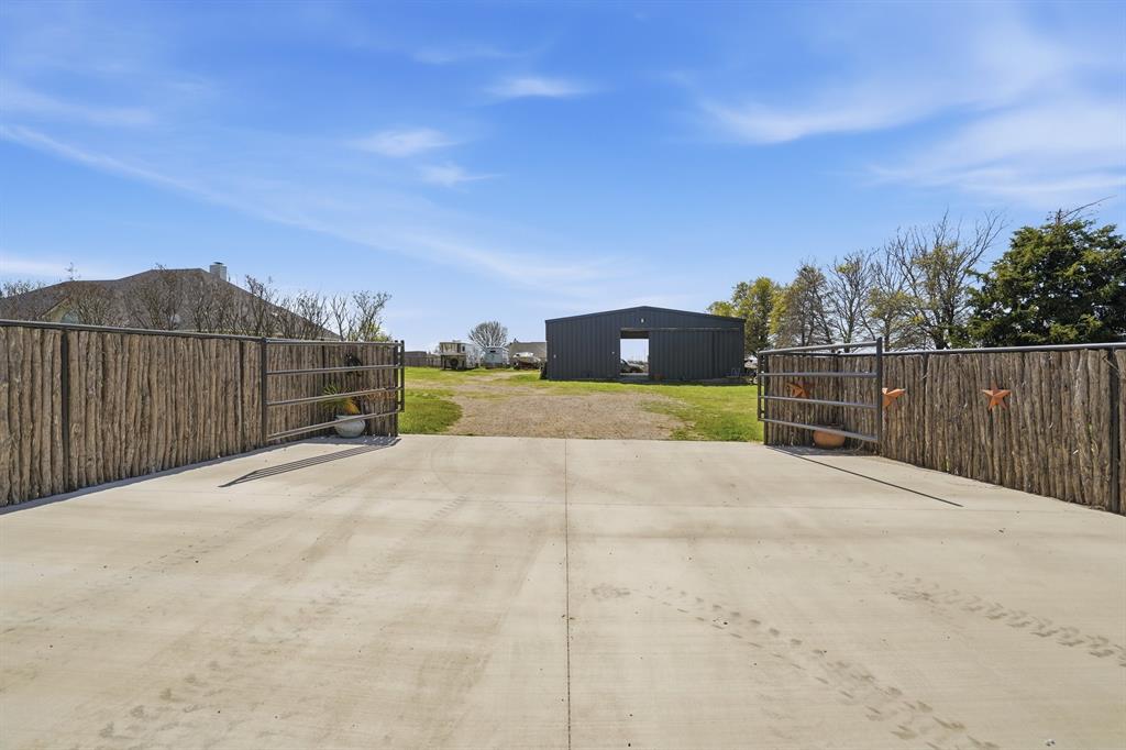 333 Meadow Crest Road Property Photo 24