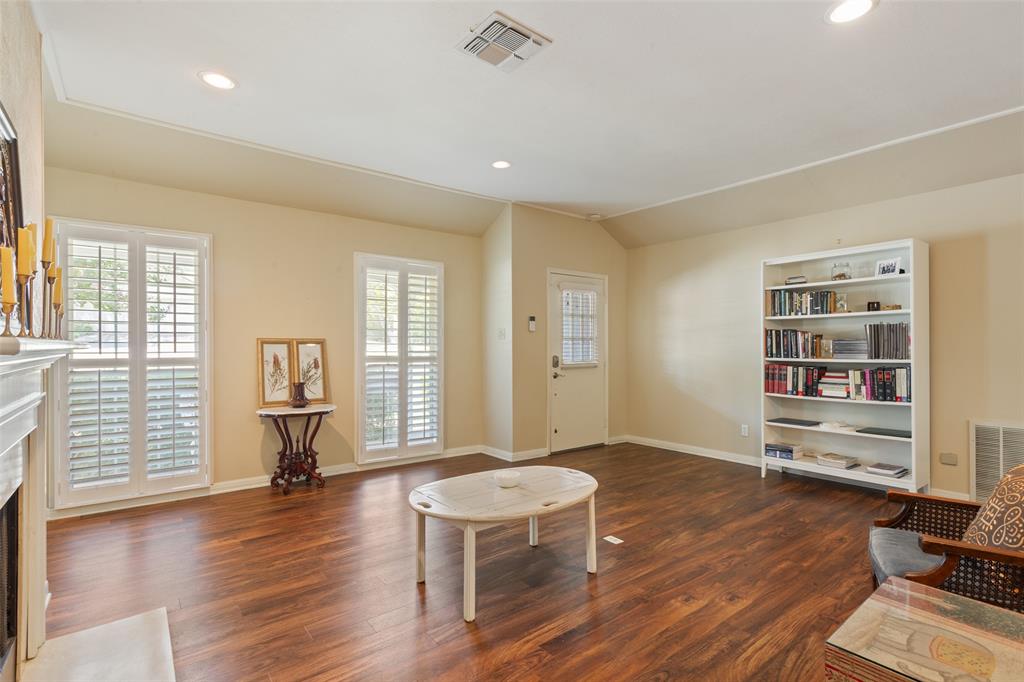 4544 Westchester Drive Property Photo 6