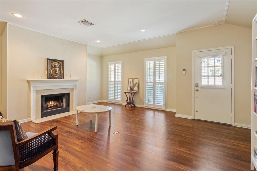4544 Westchester Drive Property Photo 7