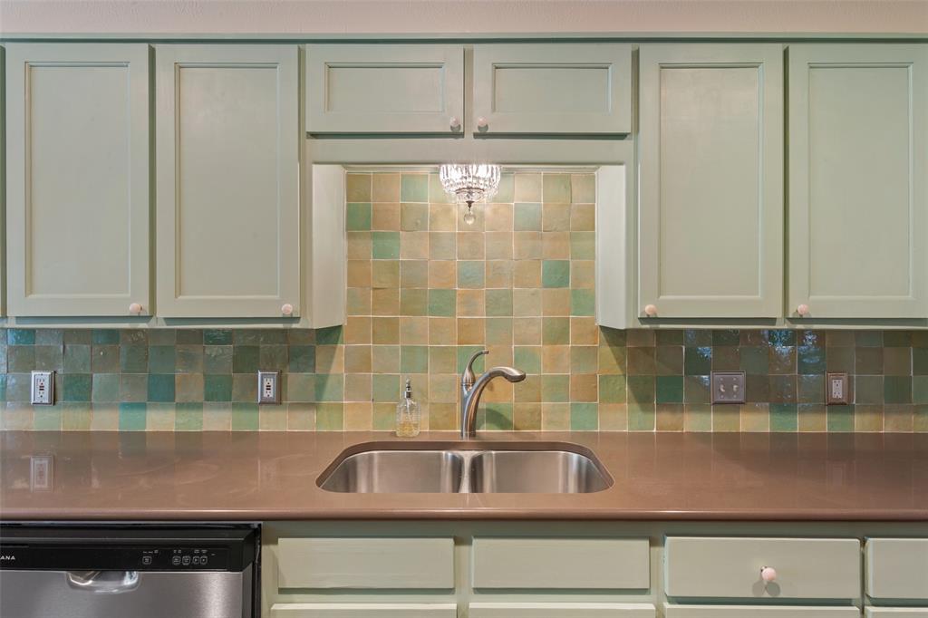 4544 Westchester Drive Property Photo 18