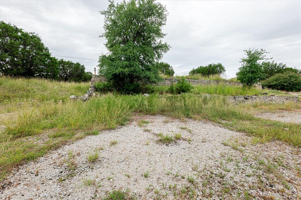 1131 Brackeen Drive Property Photo 4