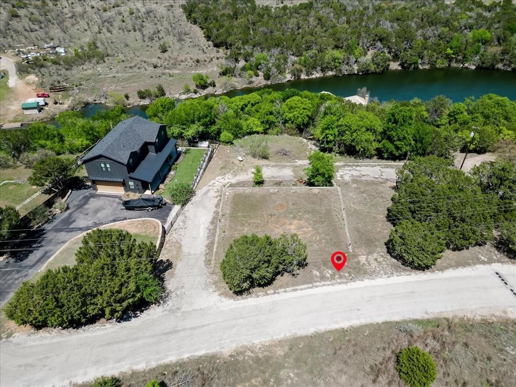 1131 Brackeen Drive Property Photo 8