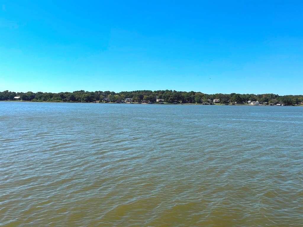 6924 Lakeshore Way Property Photo 10