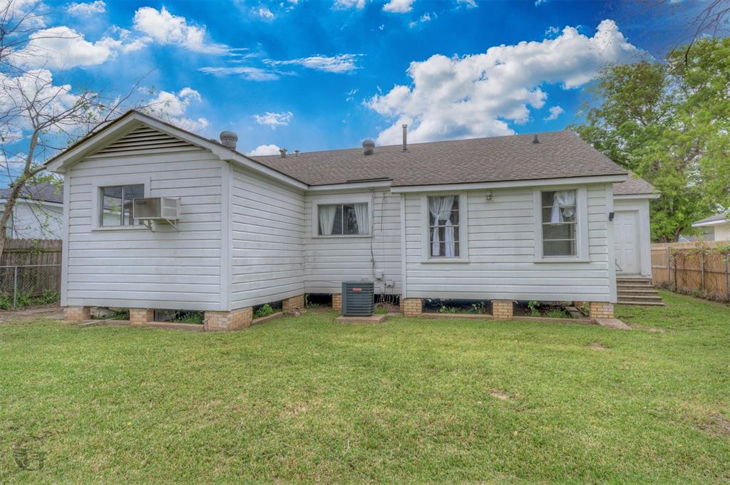 297 Pennsylvania Property Photo 4