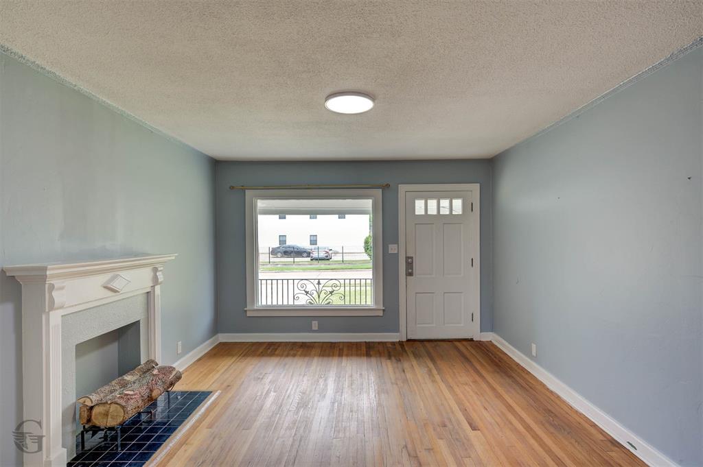 297 Pennsylvania Property Photo 8