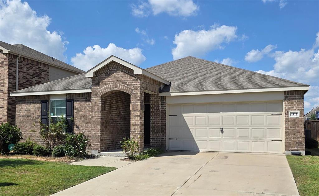 1117 Ainsley Lane