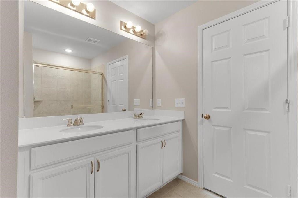 1117 Ainsley Lane Property Photo 7