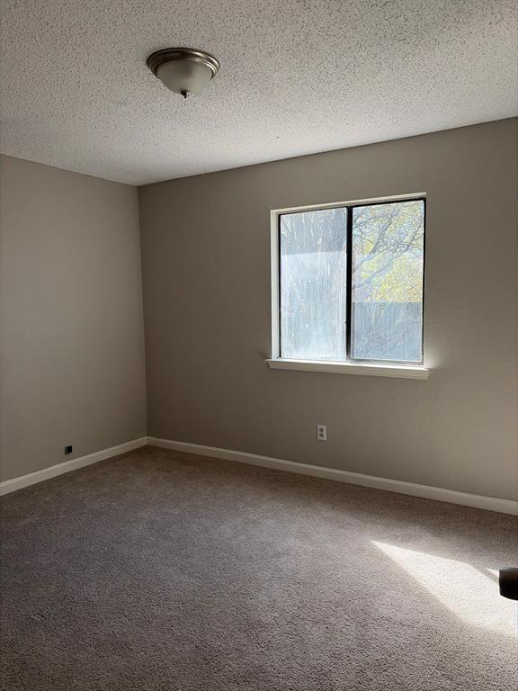 8105 Courageous Drive Property Photo 6