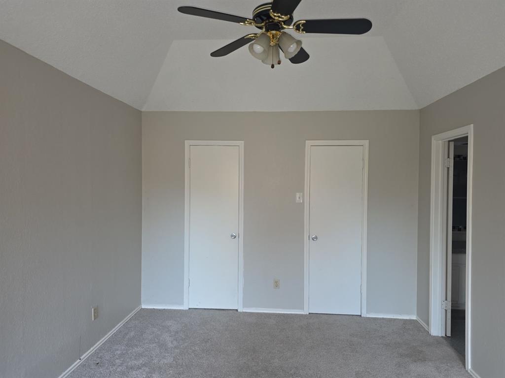 8105 Courageous Drive Property Photo 9