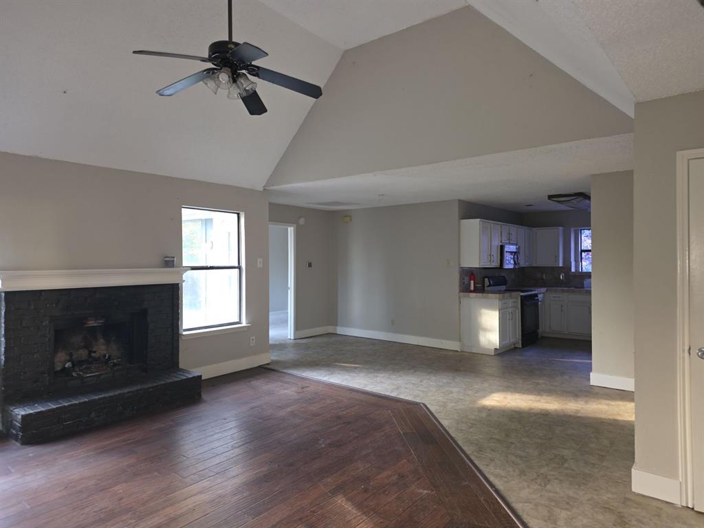 8105 Courageous Drive Property Photo 20