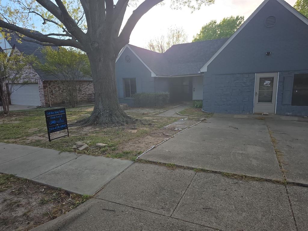 8105 Courageous Drive Property Photo 24