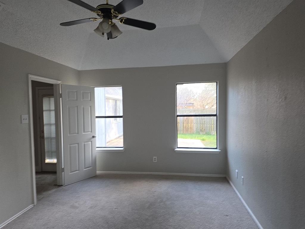 8105 Courageous Drive Property Photo 34