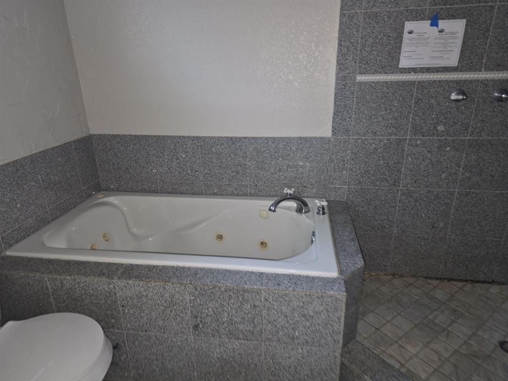 8105 Courageous Drive Property Photo 37
