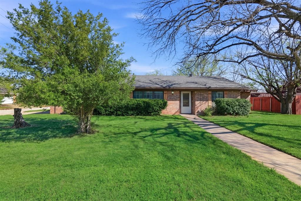 1408 Primrose Lane Property Photo 2