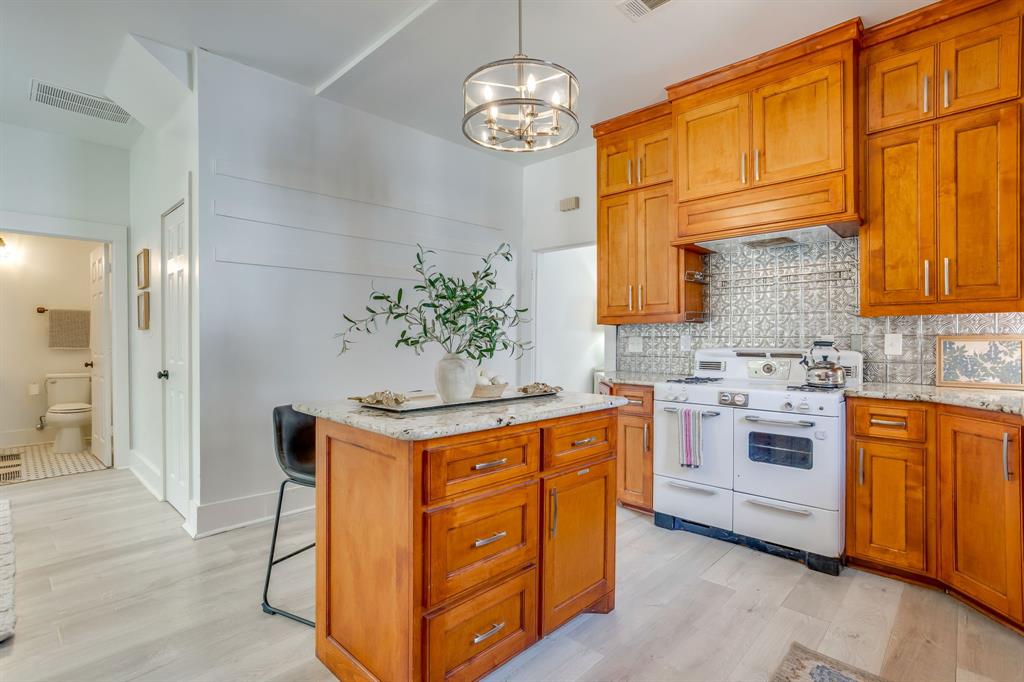 1014 W Arlington Avenue Property Photo 15