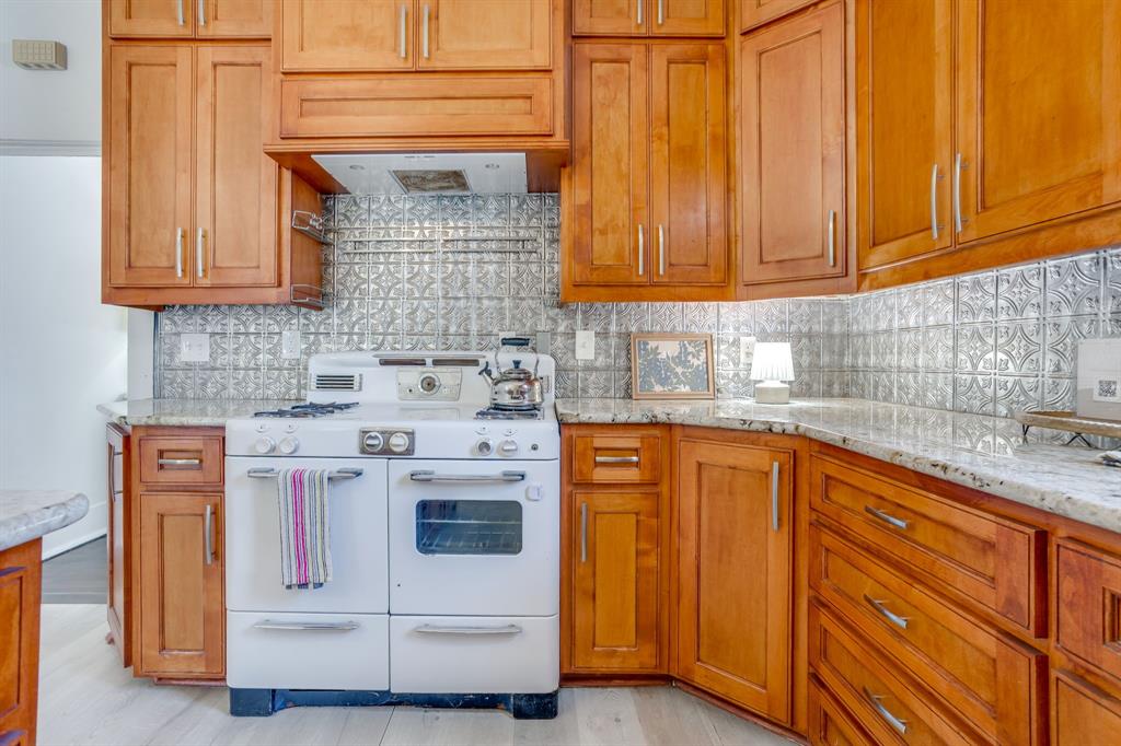 1014 W Arlington Avenue Property Photo 16