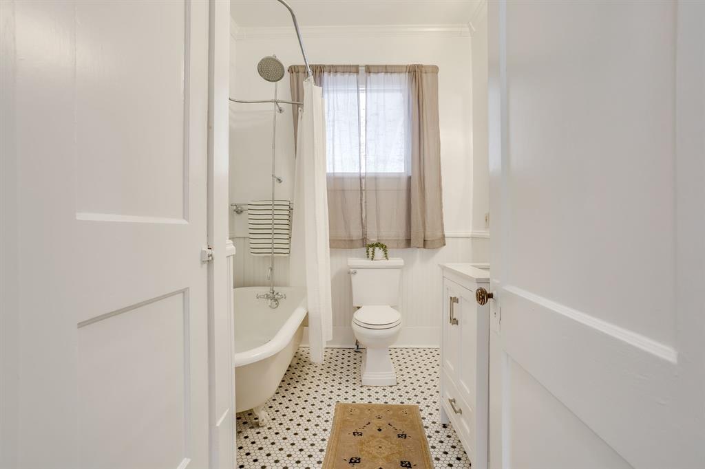 1014 W Arlington Avenue Property Photo 19