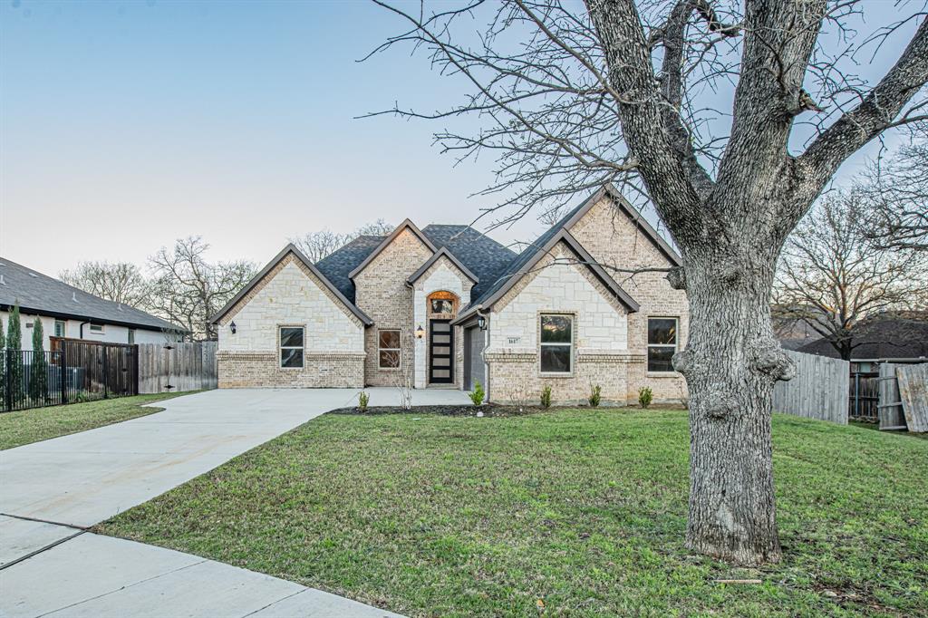 1617 Sea Breeze Court Property Photo 1