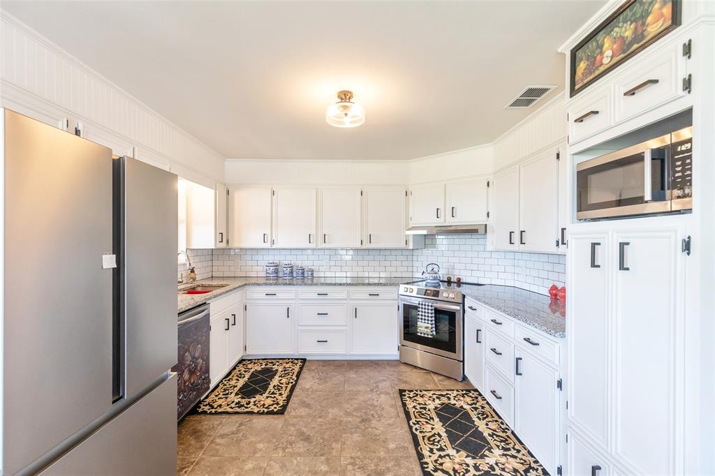 642 Fm 3200 Property Photo 6