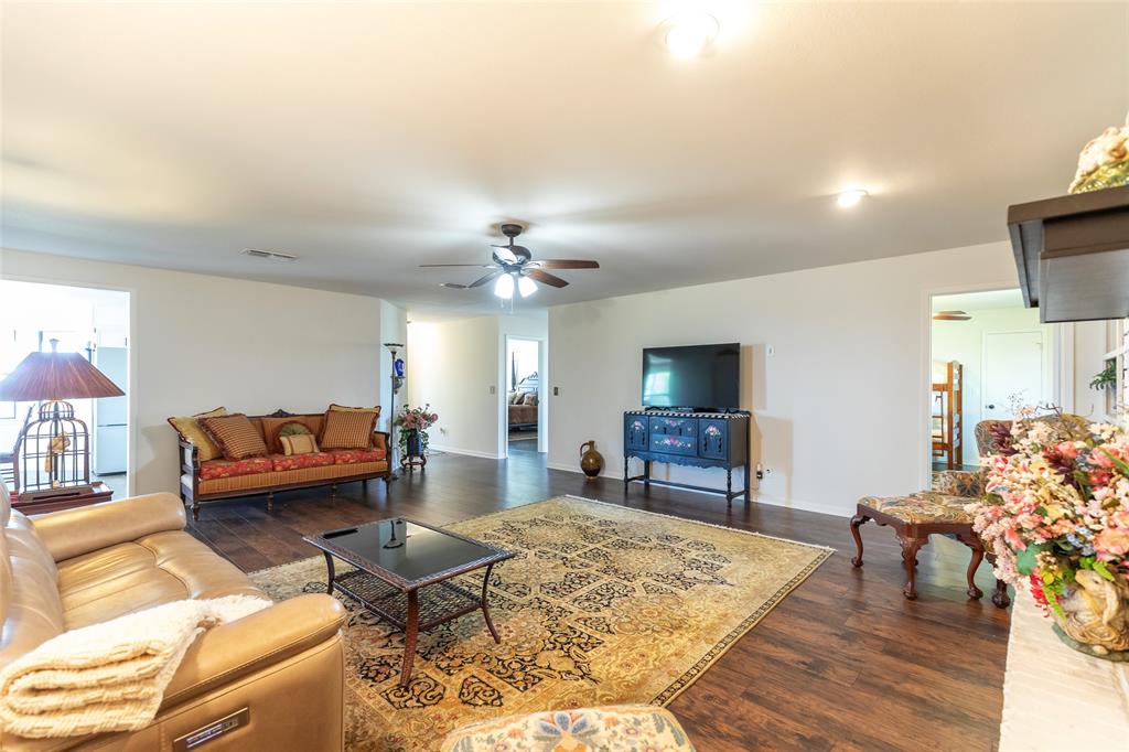 642 Fm 3200 Property Photo 14
