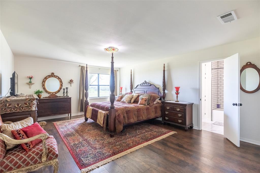 642 Fm 3200 Property Photo 15