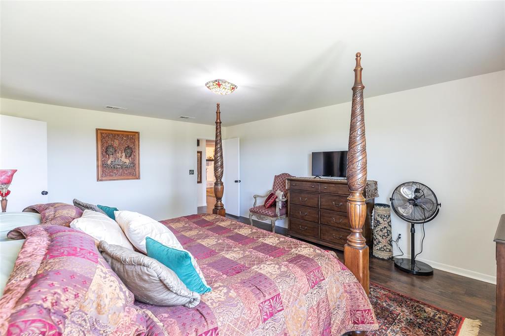 642 Fm 3200 Property Photo 17