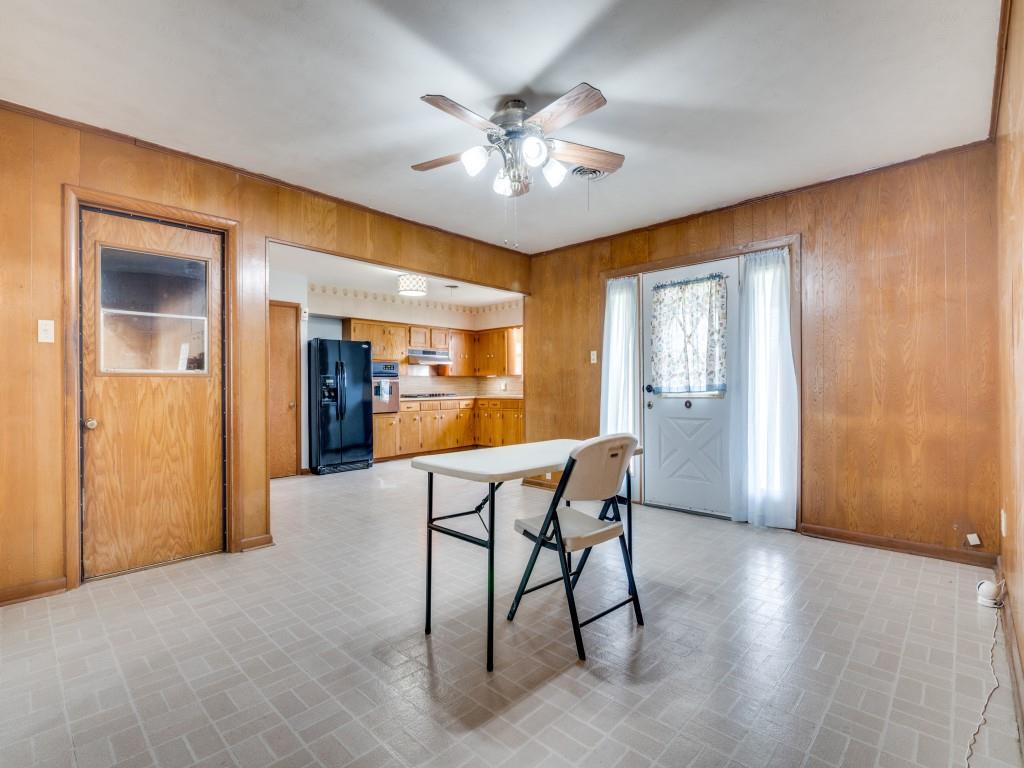 1818 N Place Property Photo 5