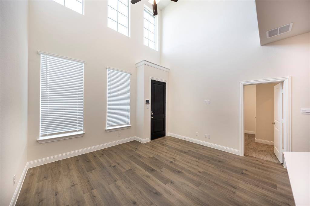 1530 Lake District Drive Property Photo 14