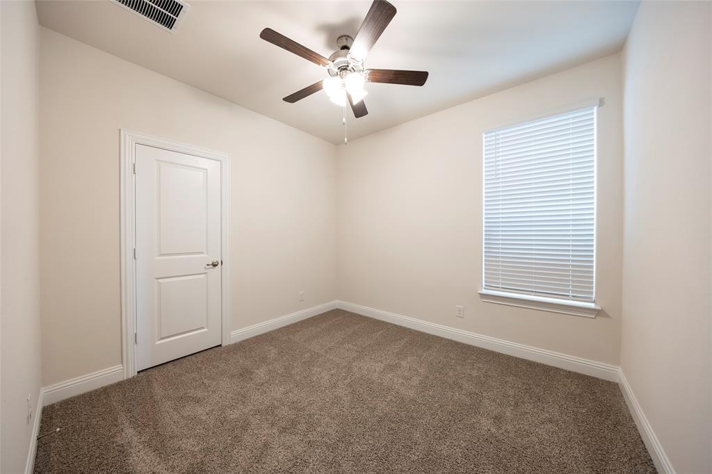 1530 Lake District Drive Property Photo 23