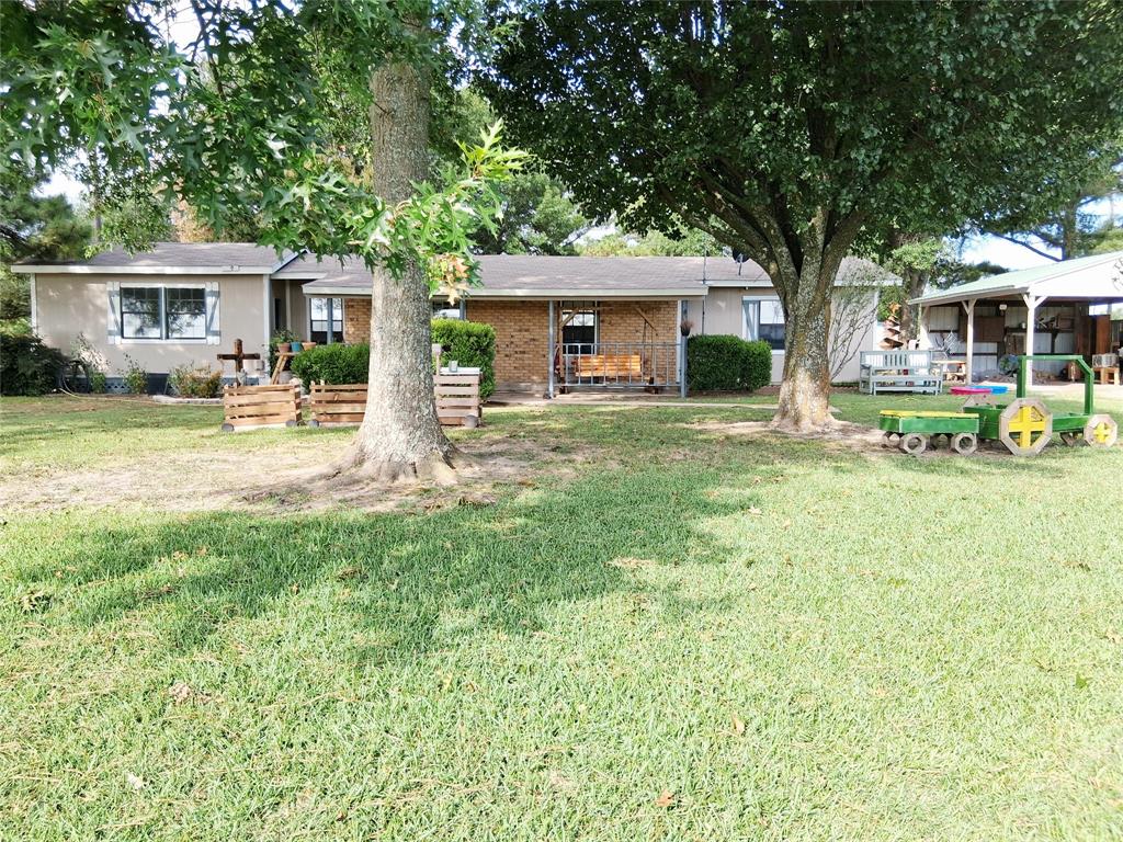 8140 Fm 513 Property Photo 1