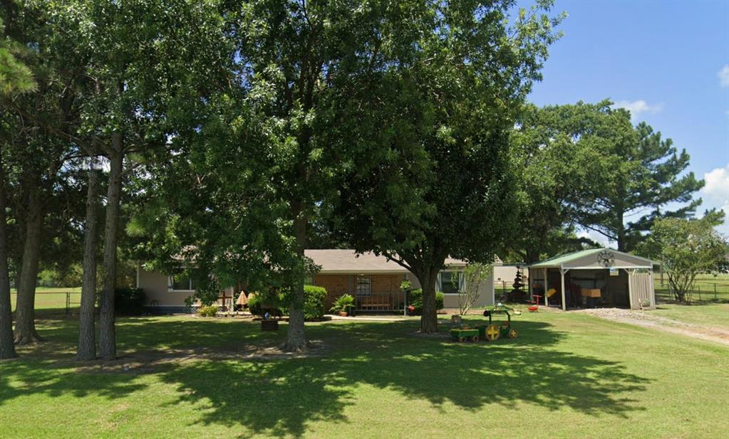 8140 Fm 513 Property Photo 5