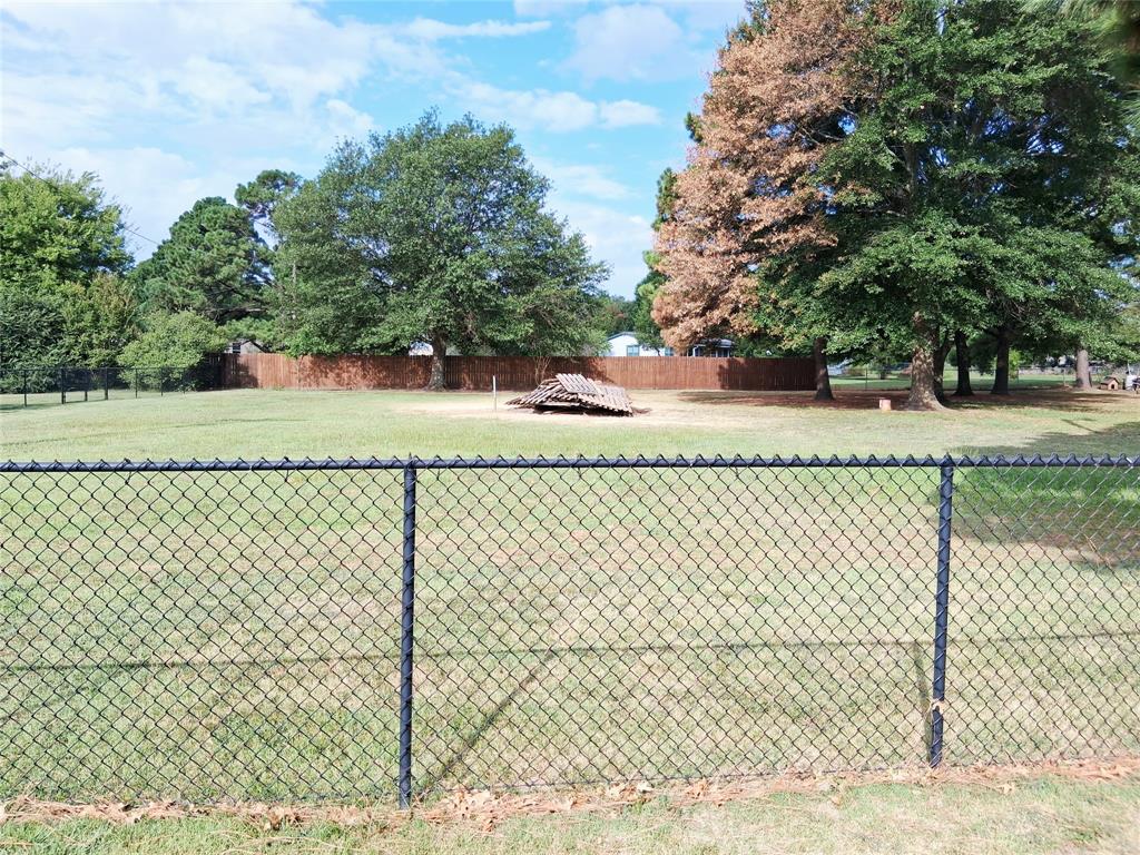 8140 Fm 513 Property Photo 6