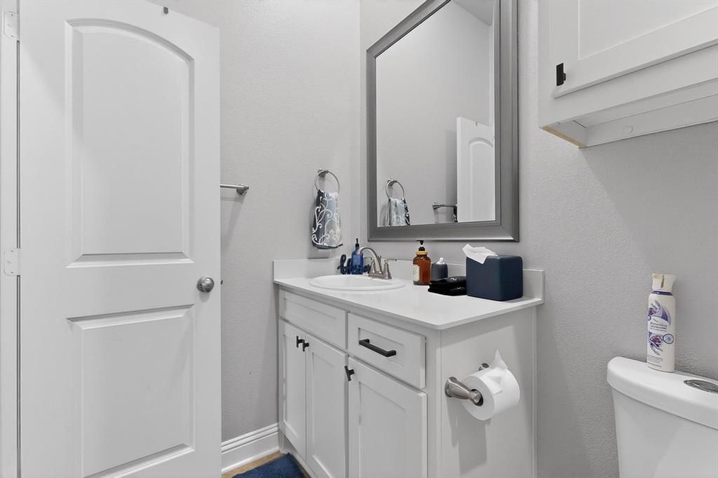 324 Ledstone Court Property Photo 33