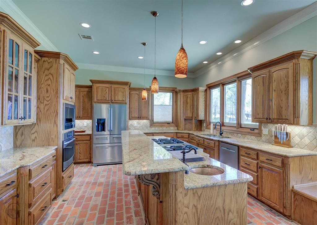 1060 Highway 162 Property Photo 17