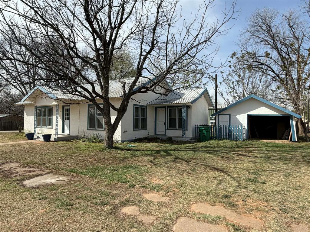 410 W Reiman Street Property Photo 3