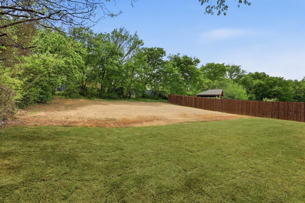 216 Village Way Property Photo 27