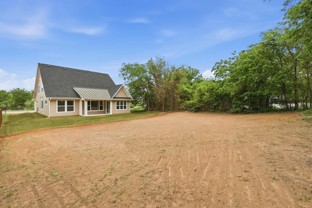 216 Village Way Property Photo 38