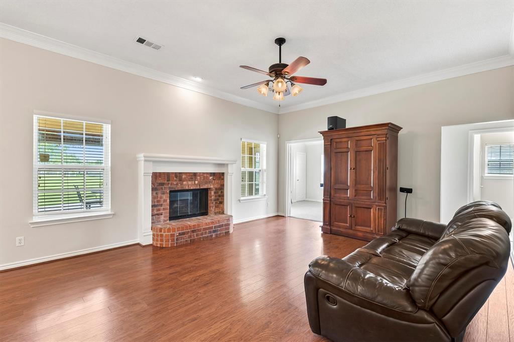 6581 Meadow Ridge Circle Property Photo 6