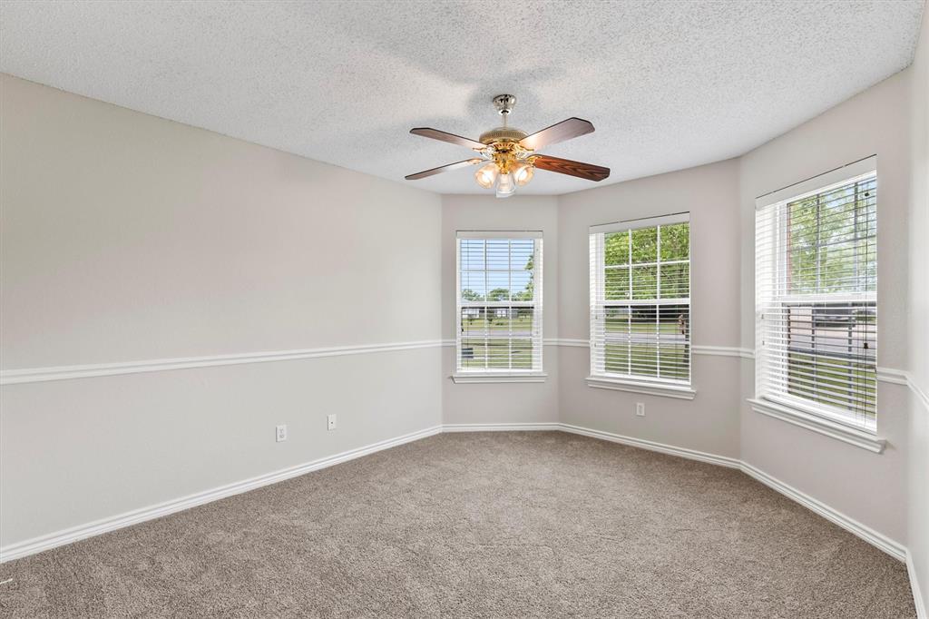 6581 Meadow Ridge Circle Property Photo 28