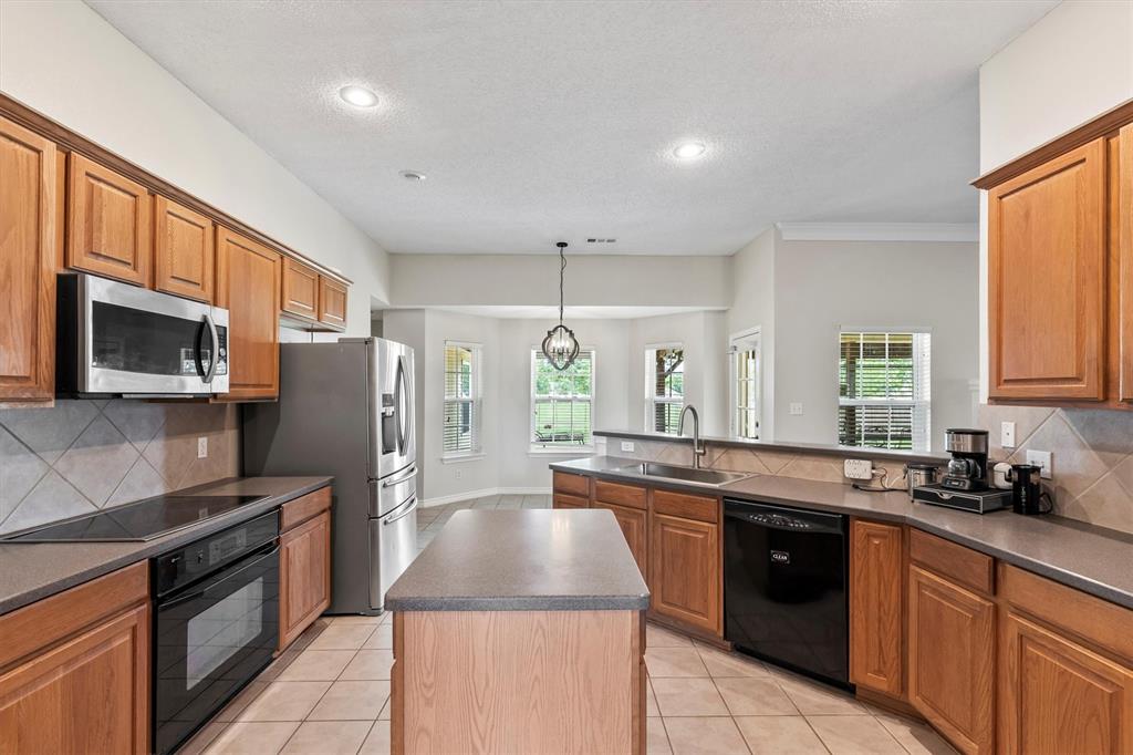 6581 Meadow Ridge Circle Property Photo 35
