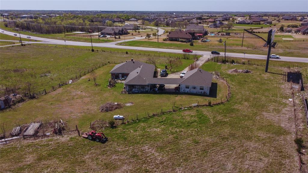 770 S State Highway 205 Property Photo 1