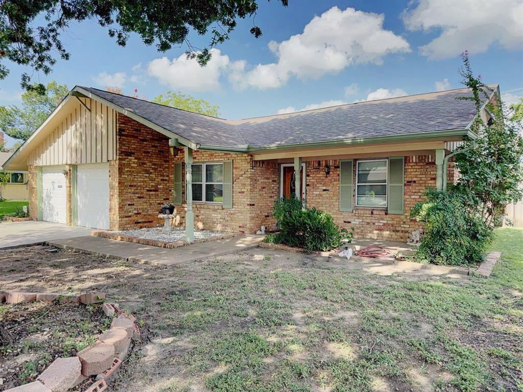 1617 Camara Court Property Photo 2