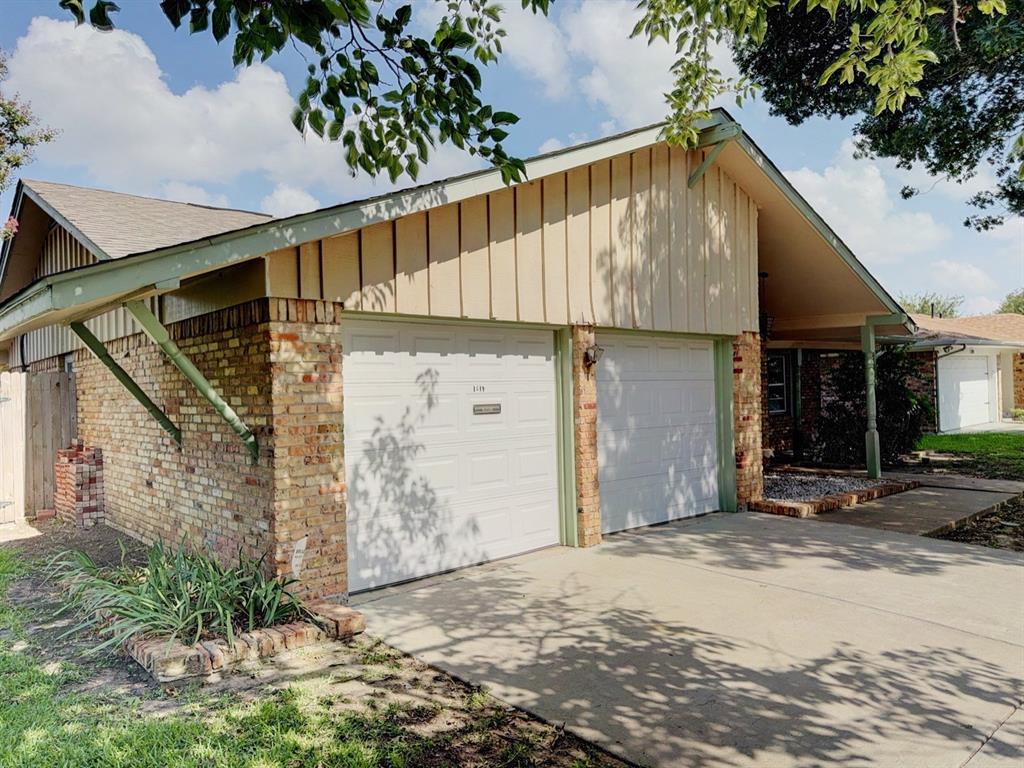 1617 Camara Court Property Photo 3
