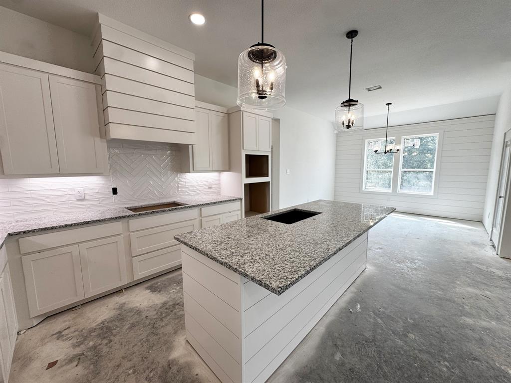 1098 Silver Sage Trail Property Photo 7